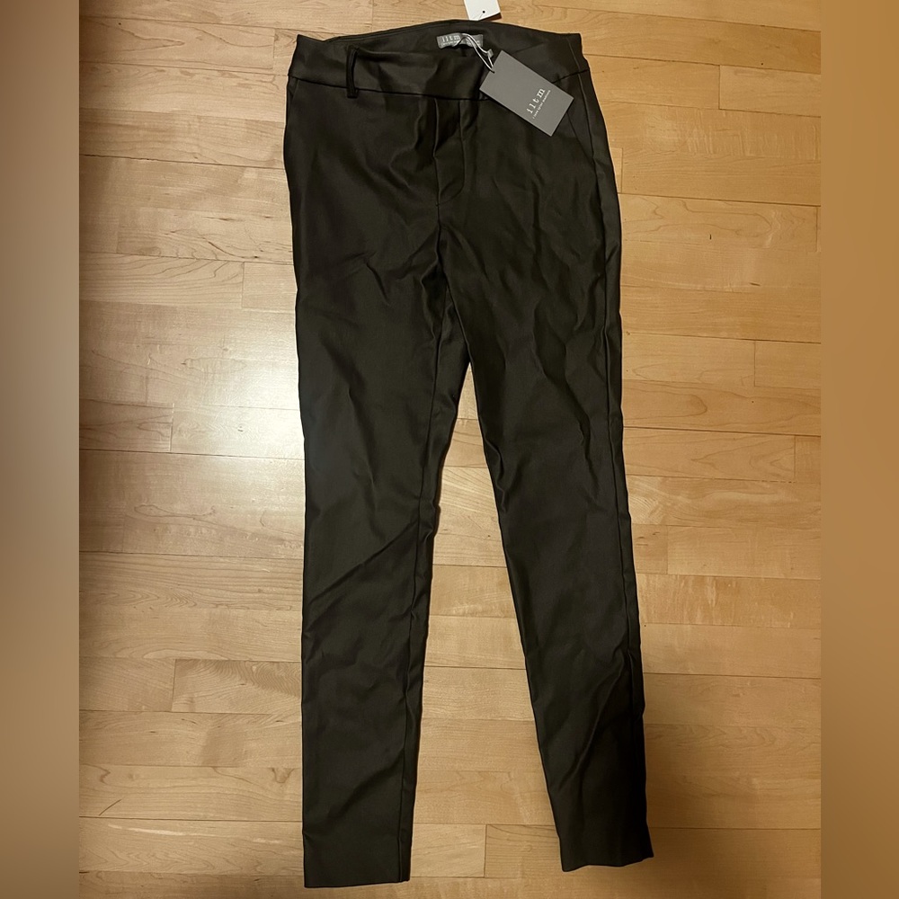 Womens dark olive/forest green trousers/ dress pants.